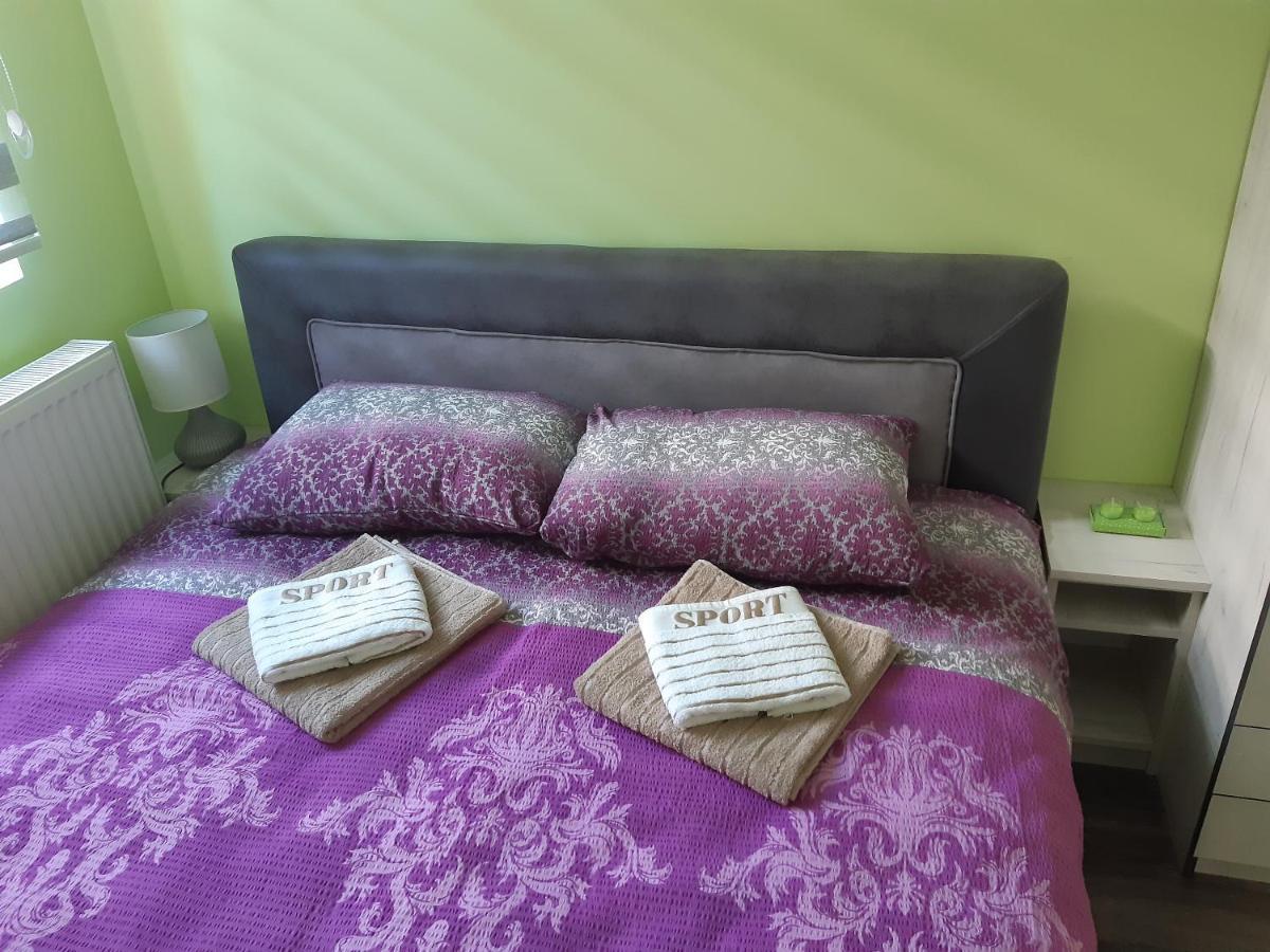 Apartman Hedonija โนวาวาโรช ภายนอก รูปภาพ